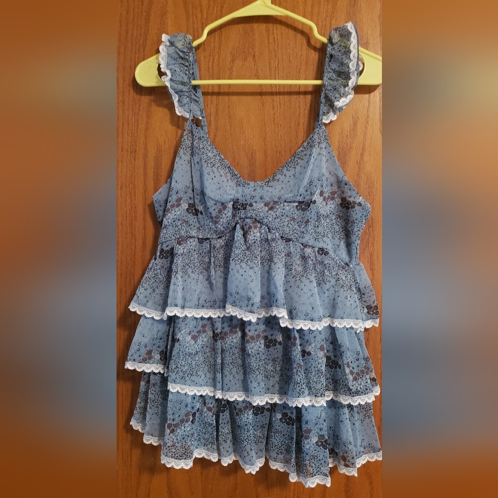 NWT Cecico Brand Blue Floral Tiered Lace Top Size Large